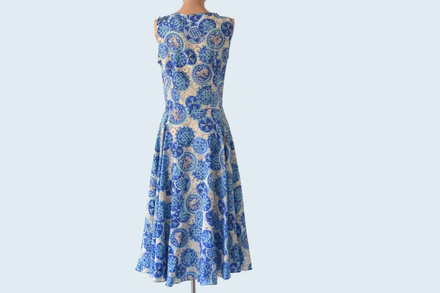 1950s Blue Silk Print Dress size XS