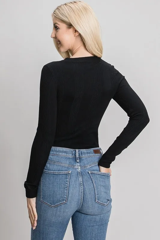 CREW NECK RIBBED SWEATER