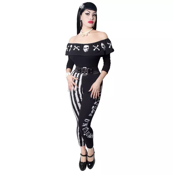 Gothic Women's Stripe Capri Leggings - Unique & Stylish