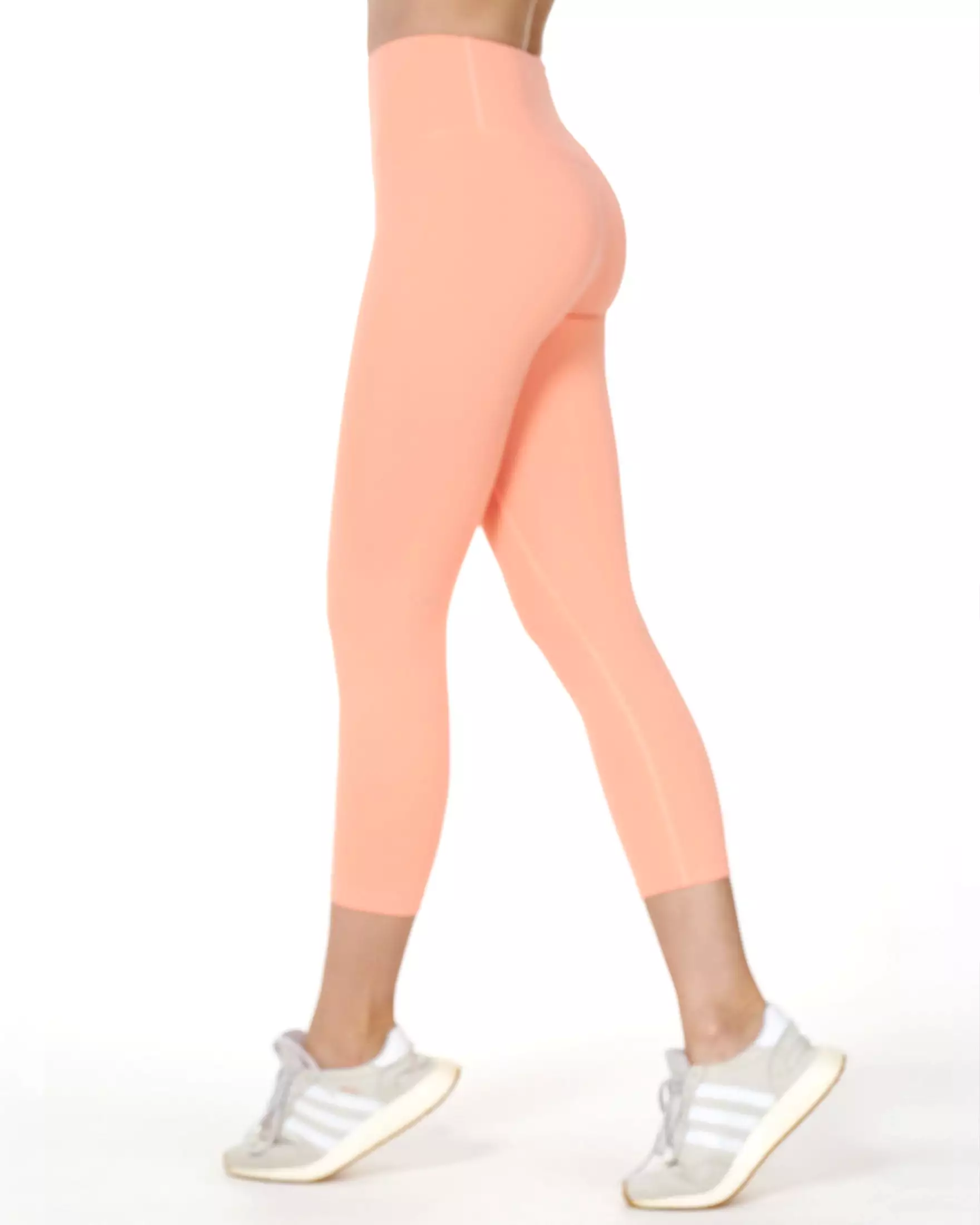 Hybrid Cloudlux Capri Legging 20