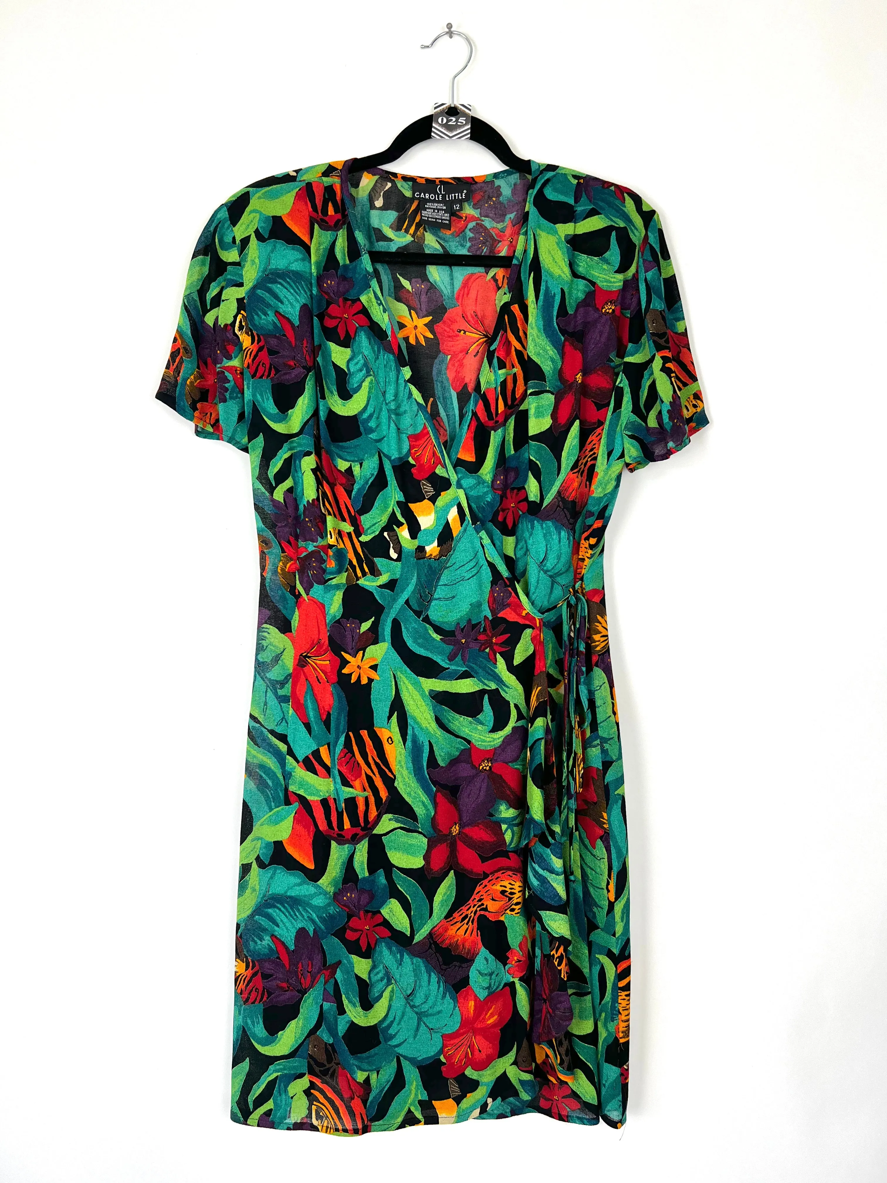 Live: 25 Vintage Tropical Wrap Dress