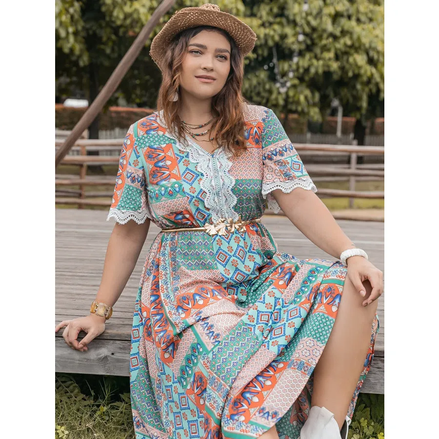 Plus Size Lace Detail Printed Half Sleeve Midi Dress