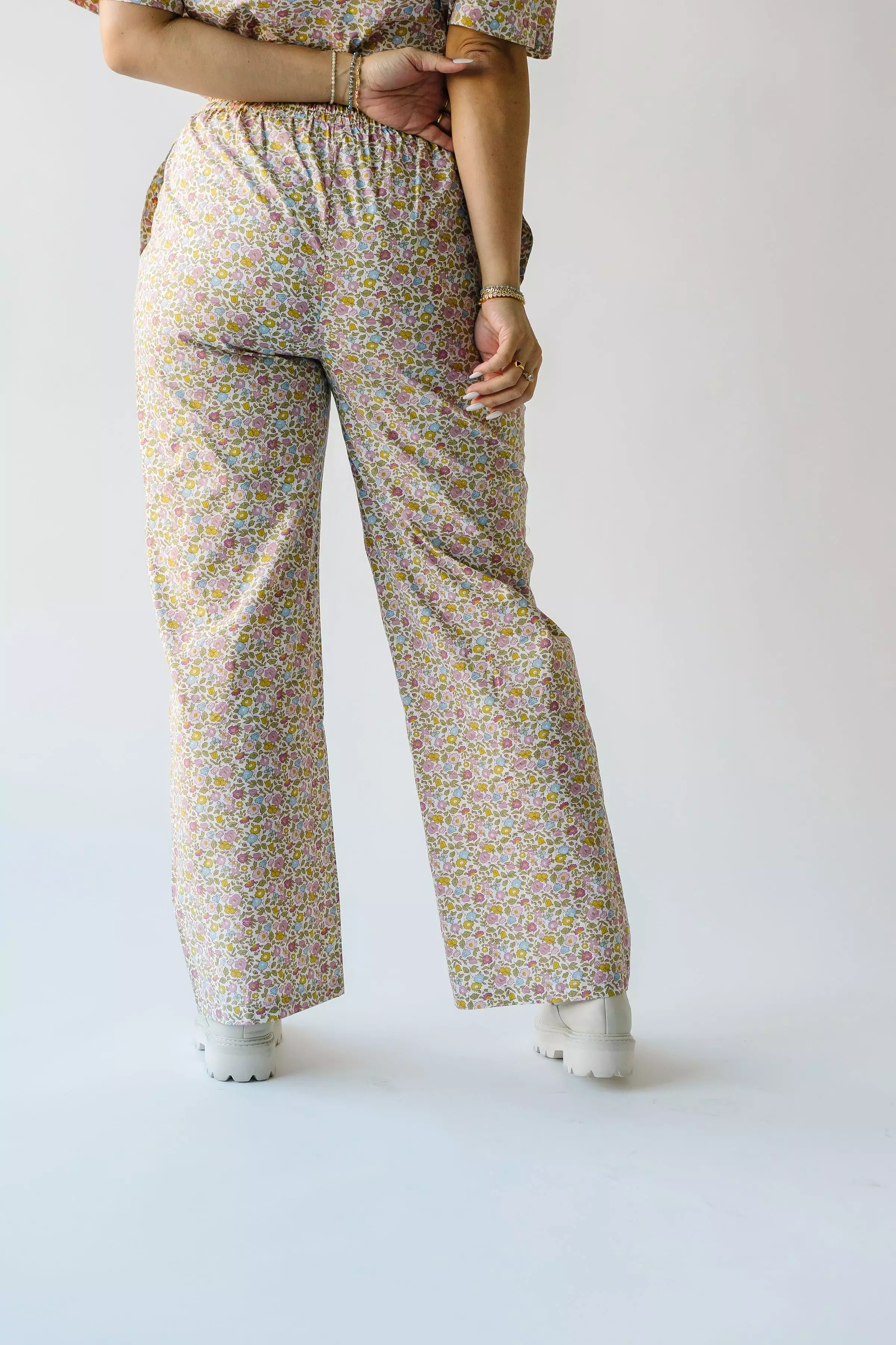 The Mulder Straight Leg Trouser in Rose