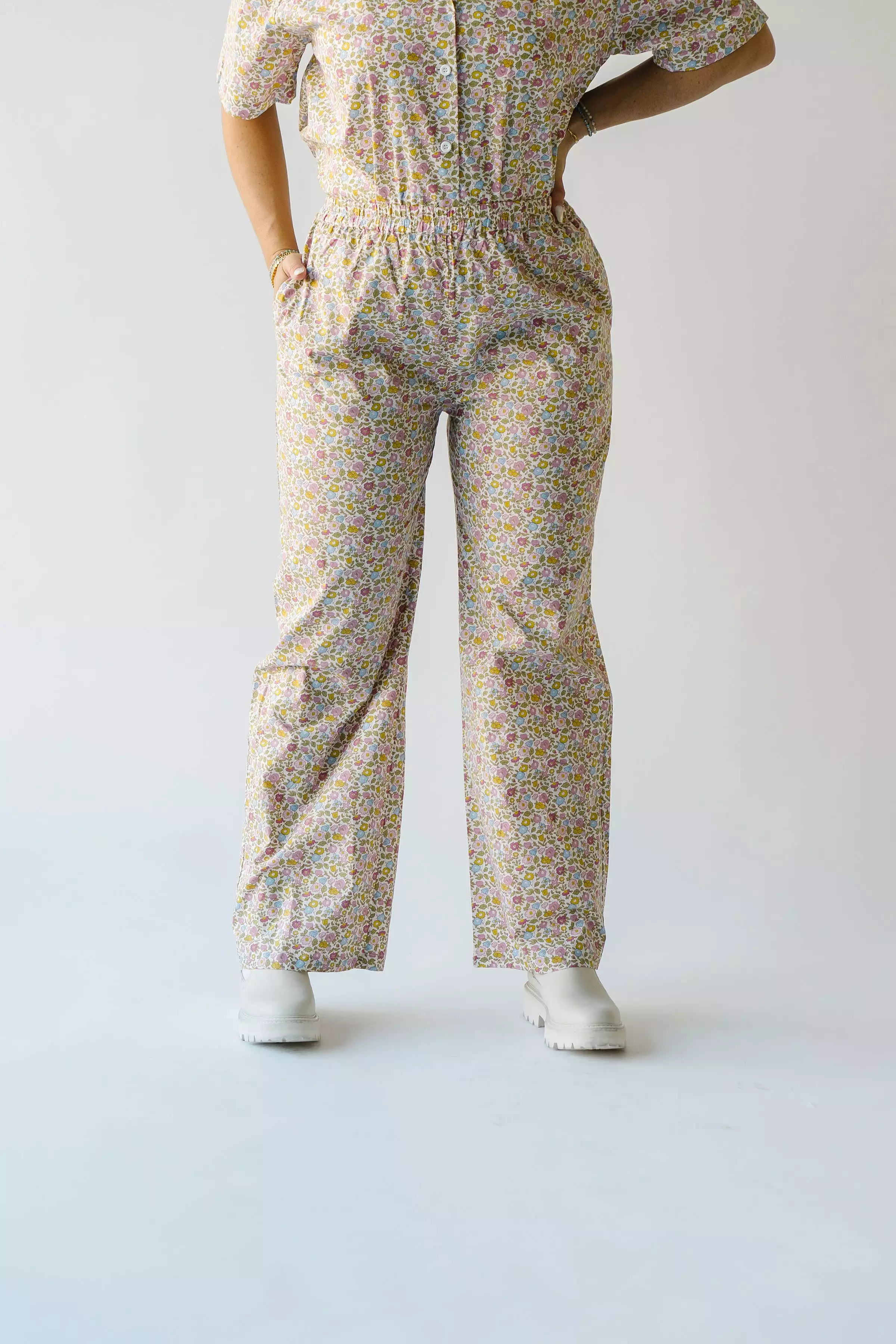 The Mulder Straight Leg Trouser in Rose