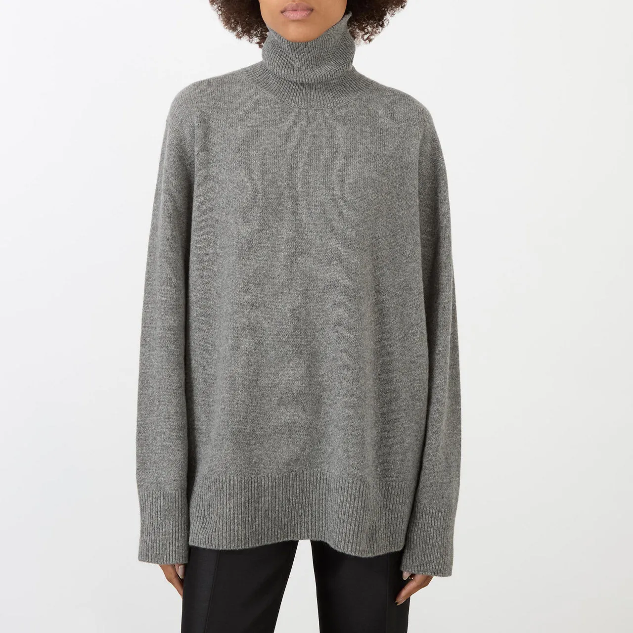 THE ROW Stepny Turtleneck Sweater - Grey