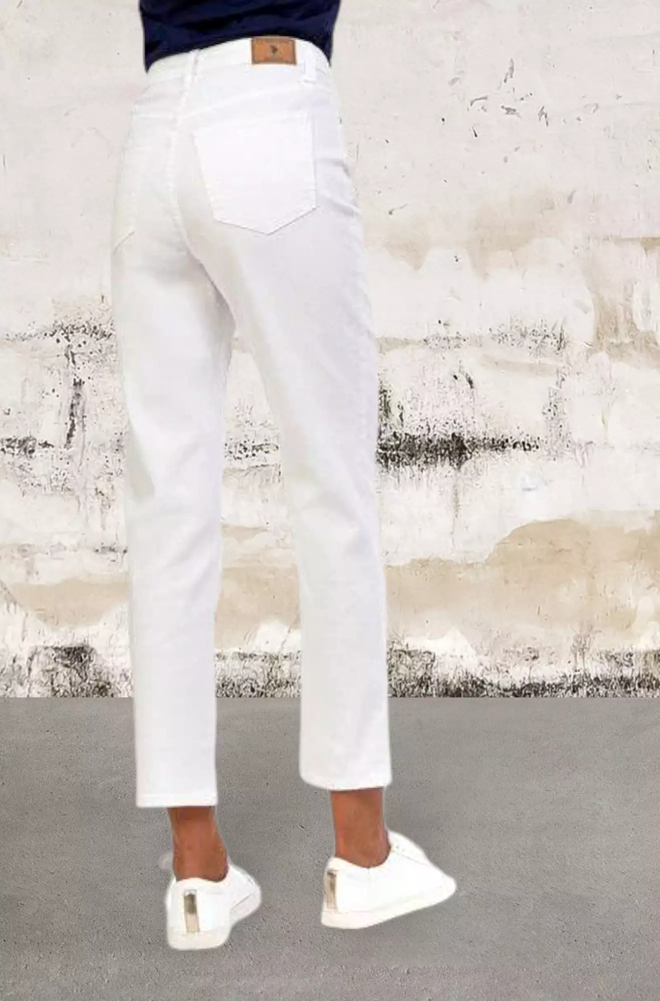 Womens white high rise straight leg jean